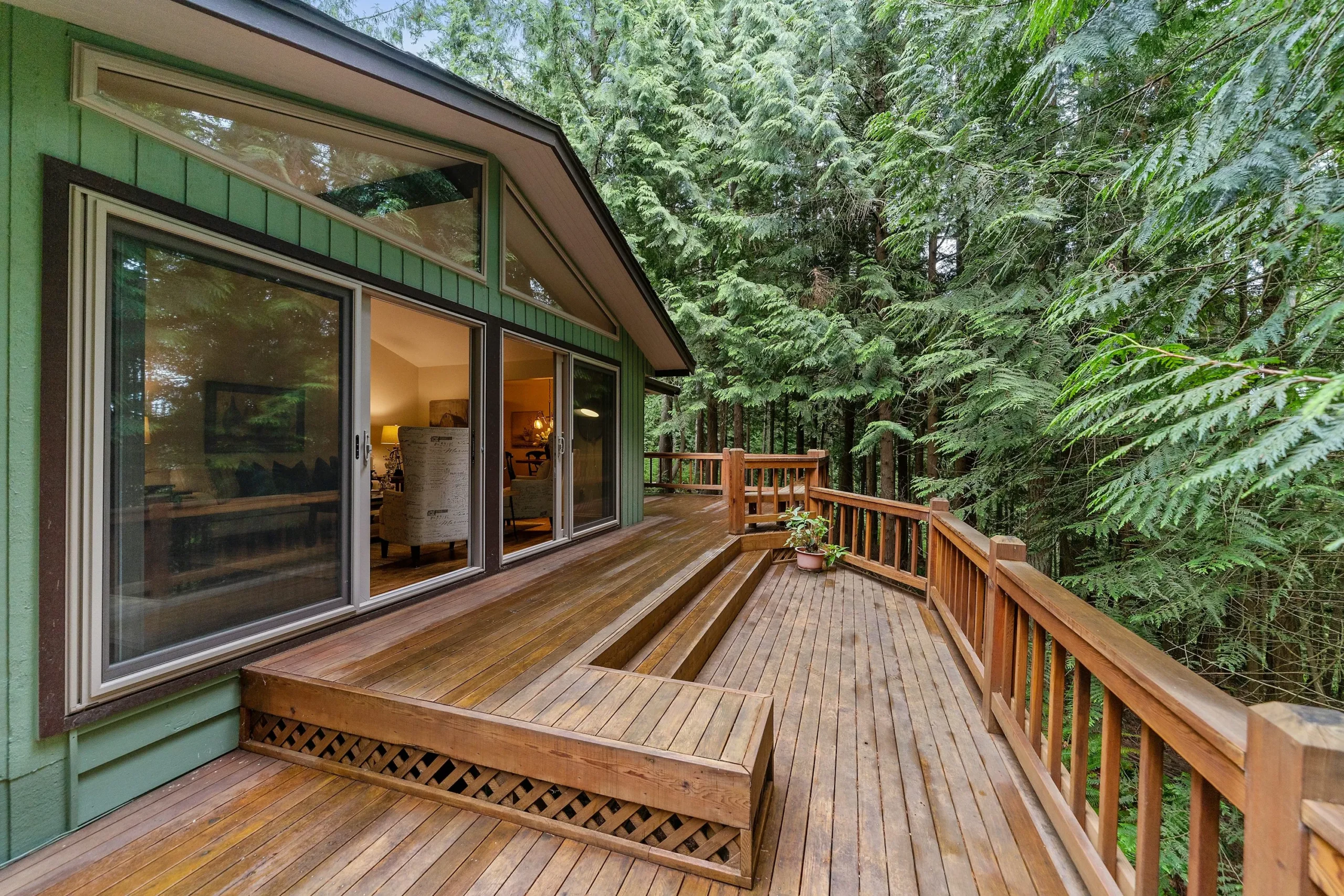 Deck Installation in Denver | ISP Roofing and Construction